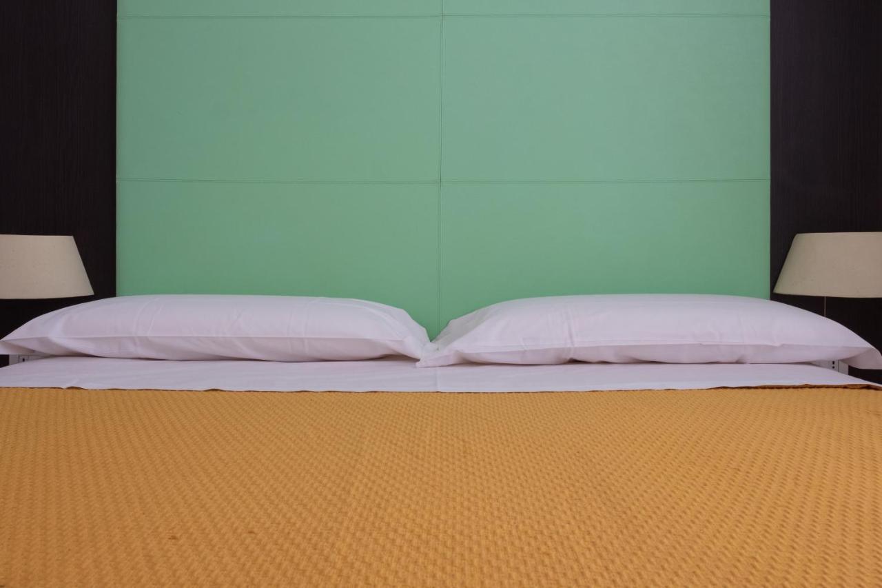 Orsola Apartments 法维尼亚纳 外观 照片